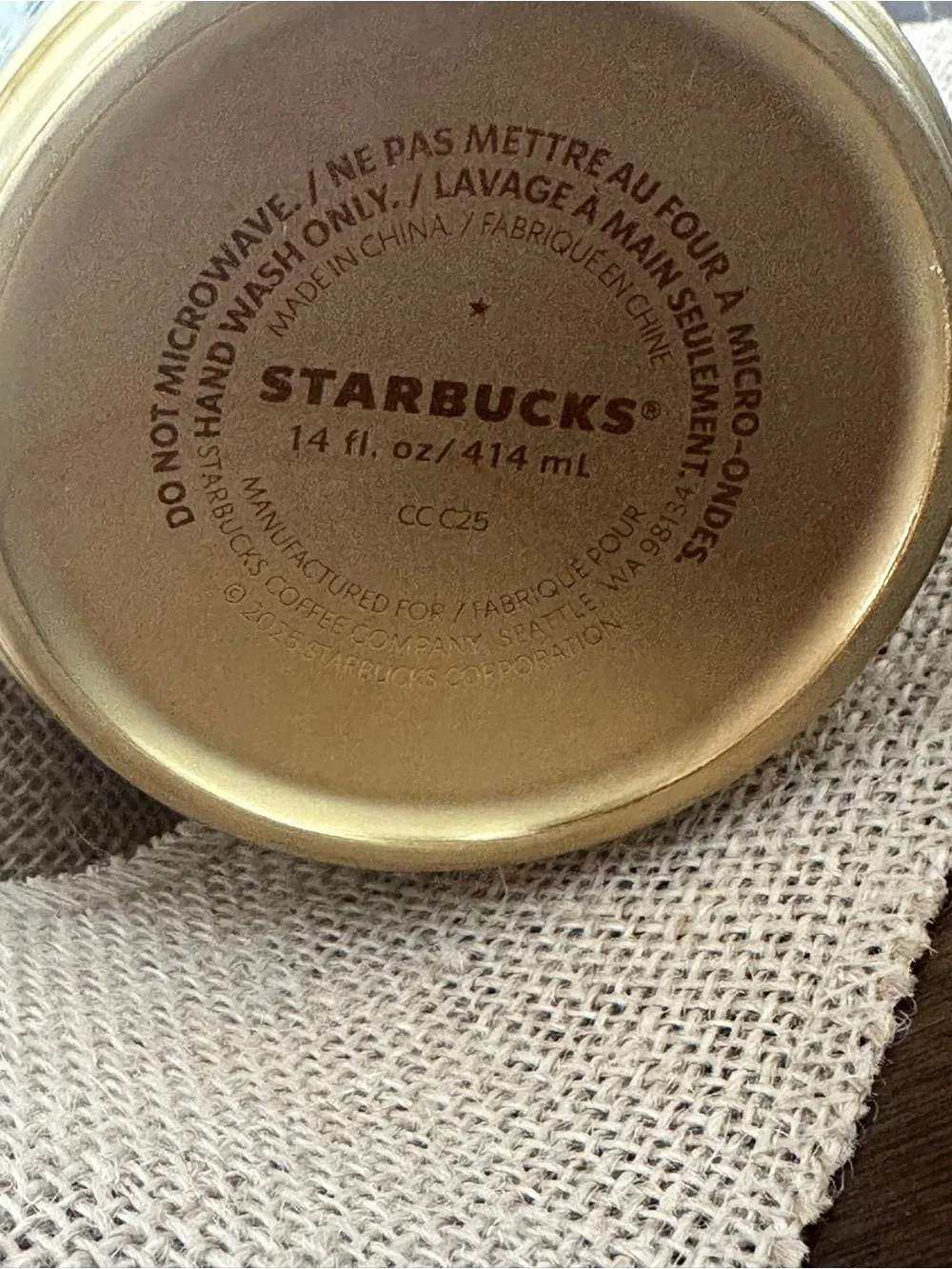Starbucks GOLD Poinsettia Mug Christmas 2025 Limited Edition